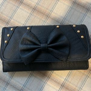 Icing Black Wallet